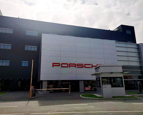 PORSCHE BODY SHOP